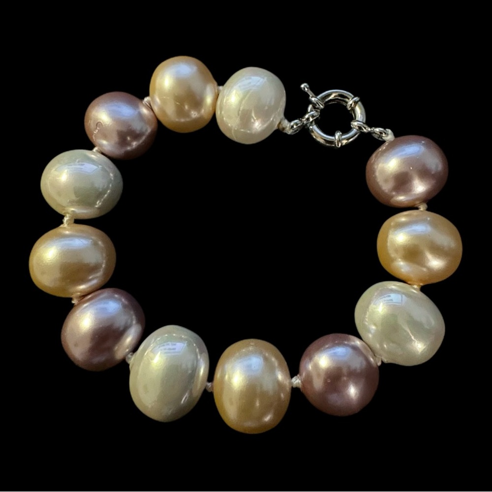 ✨Beautiful Vintage Large Crystal Pearls Bracelet